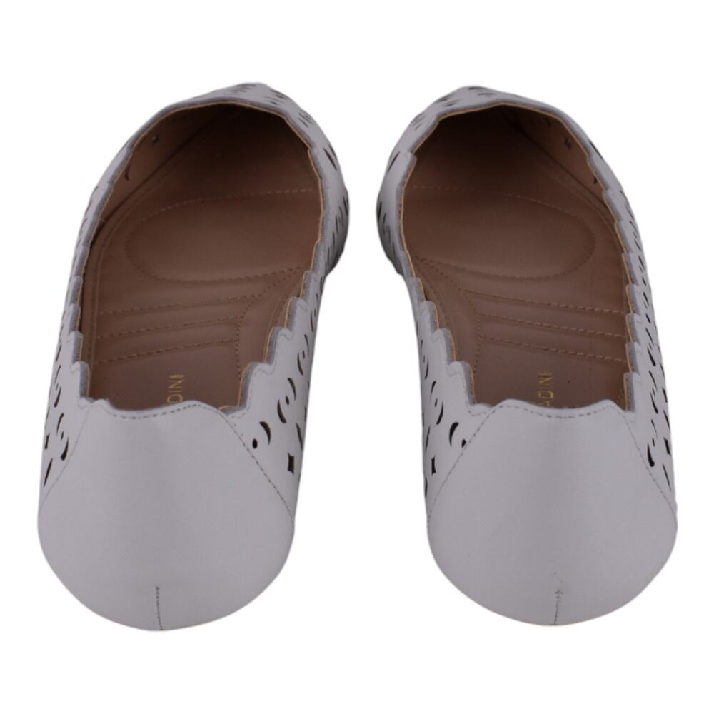 Adrienne Vittadini FORST Leather Laser-Cut Flats – White (Size 8M) - Picture 6 of 9
